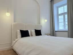 Apartment 10